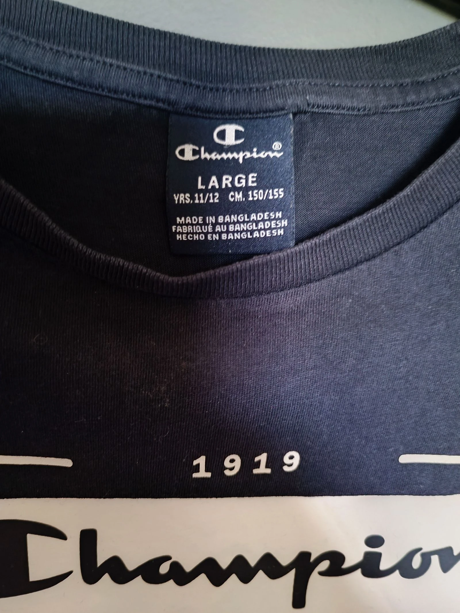Champion boys' t-shirt size 11/12 years very good condition navy blue color – photo 3